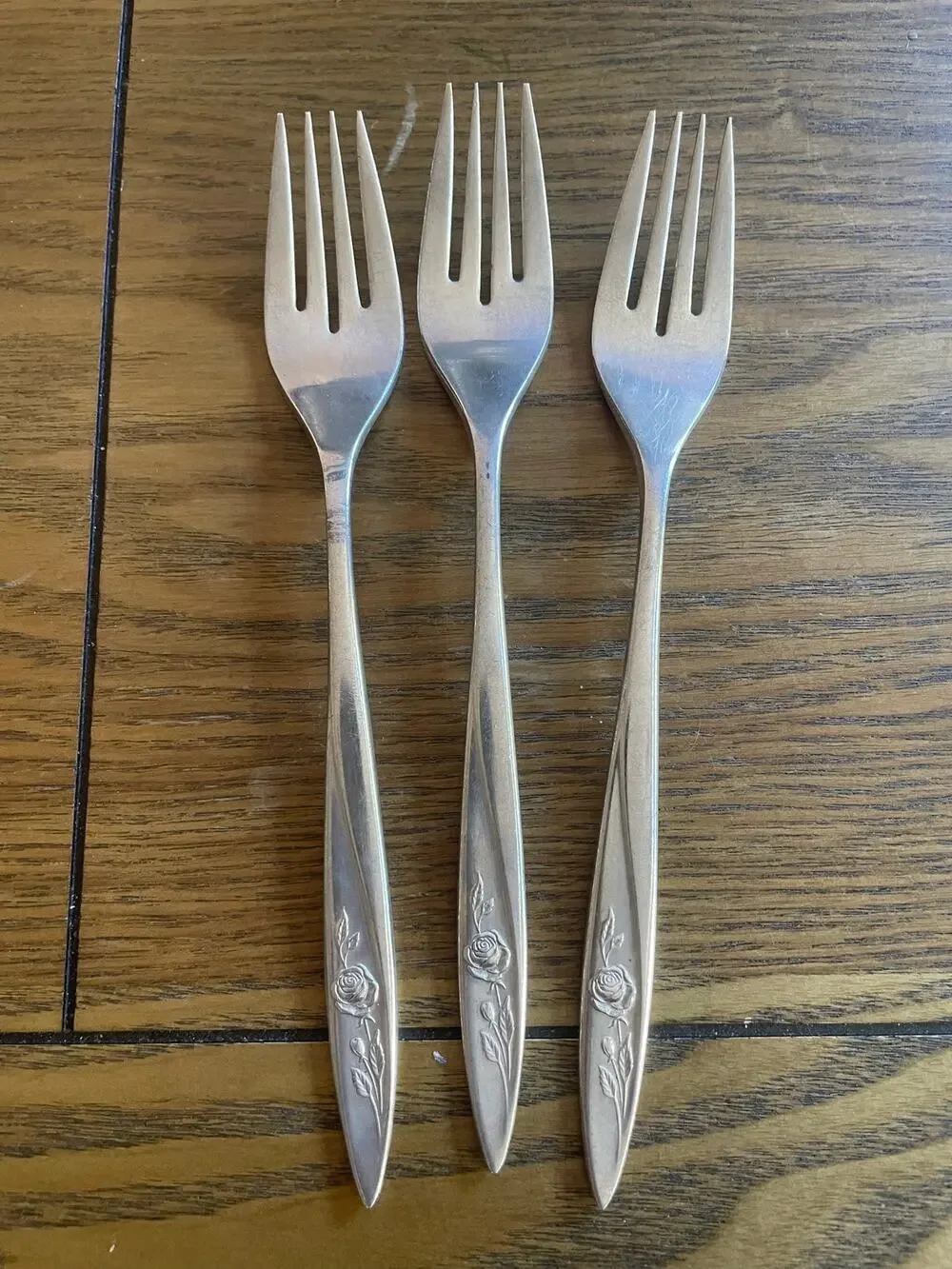 3 Oneida Community Morning Rose Dinner Forks Silverplate Vintage Flatware